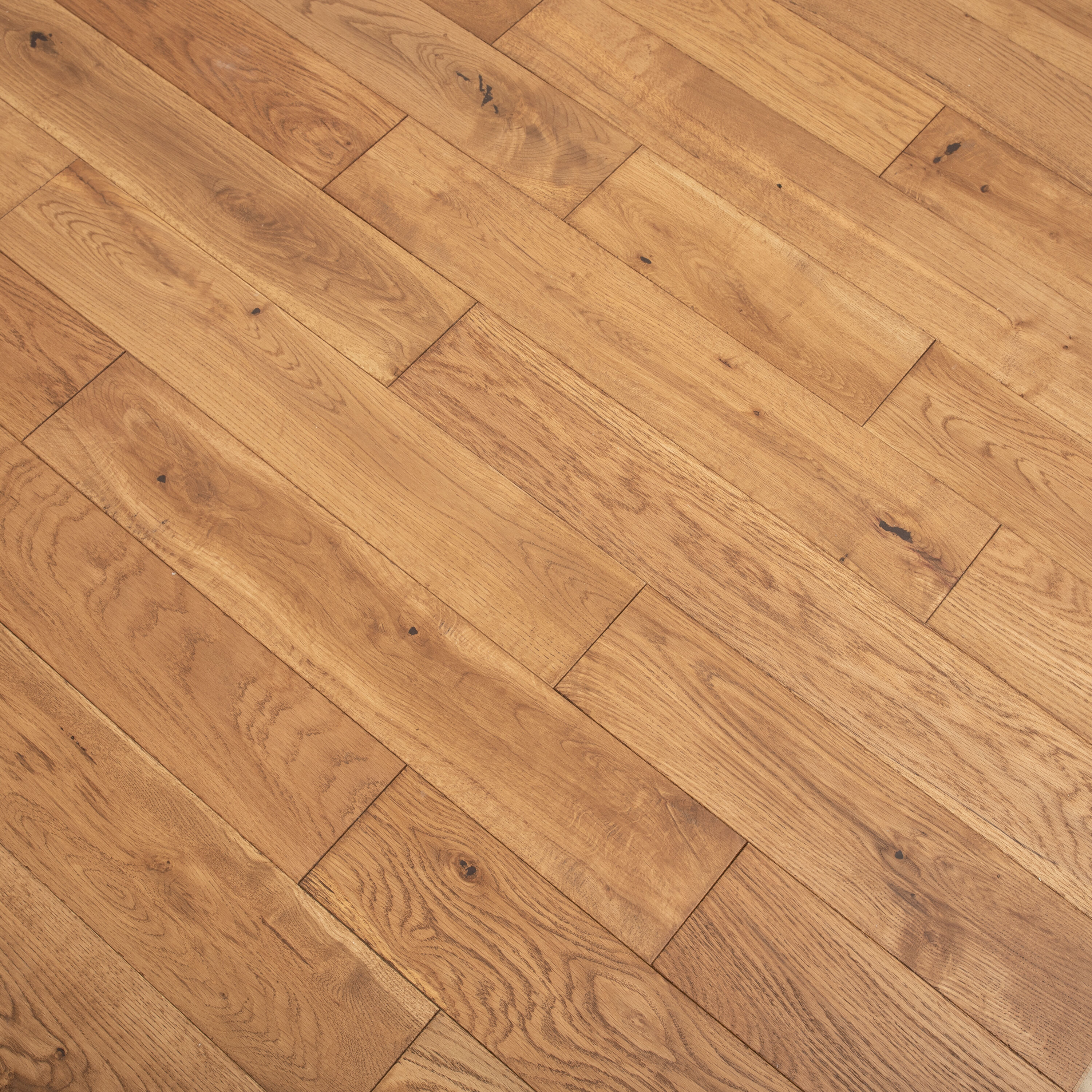 Luxury Flooring Natural Solid Oak Brushed & Hand Scraped & Oiled Flooring - 18mm x 300-1200mm x 125mm