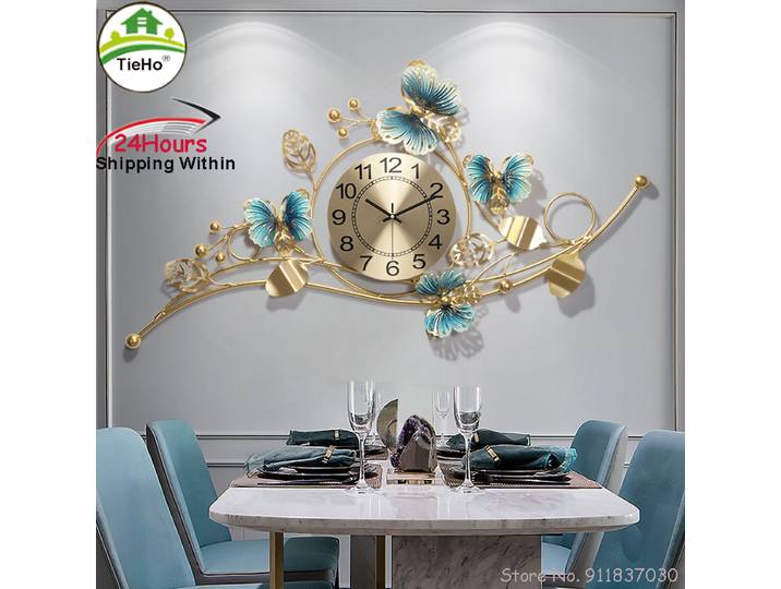 TieHo-Grande horloge murale numérique pour salon, suspension d'art en métal de luxe, décoration murale arrière TV, minuterie vintage papillon