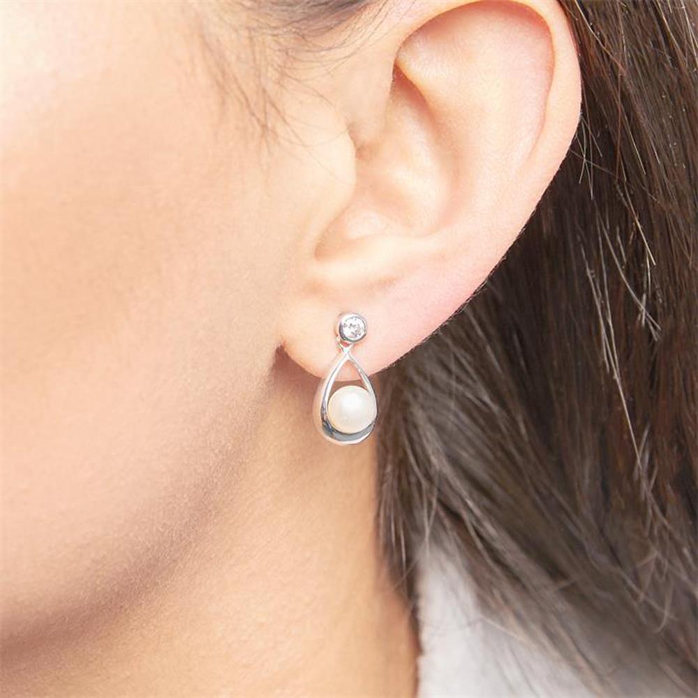 Unique 925er Silber Ohrstecker mit Süßwasserperlen silber