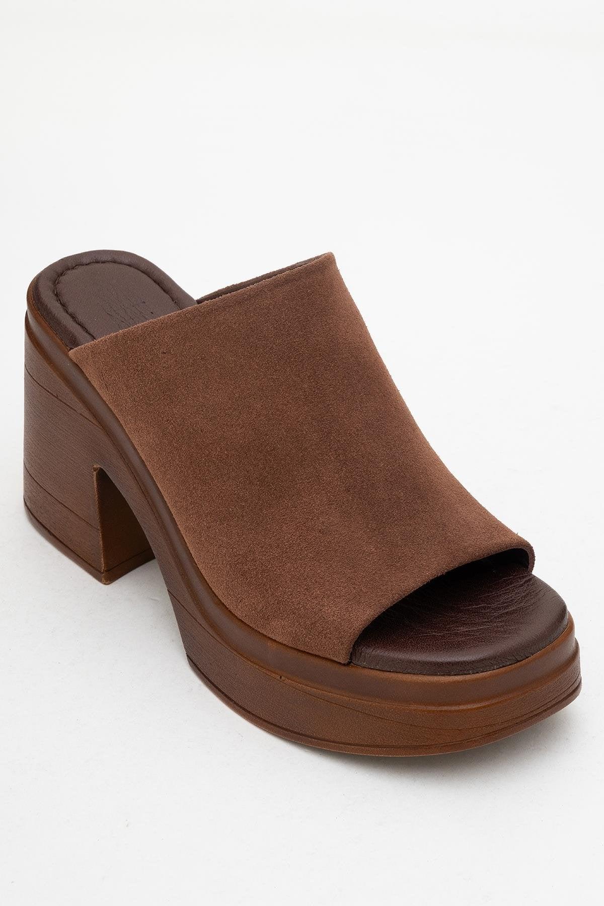 Nola Leder Plateau Mules (Women)