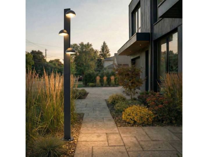 Lucande LED-Außenleuchte Velira, schwarz, 220 cm, 3-flg. Velira, schwarz, Metall, Modern