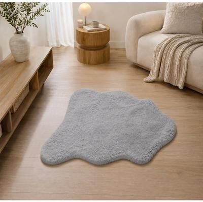 Home Mart Goods 2x3 Feet Grey Faux Fake Imitation Rabbit Fur Soft Plush Fuzzy Rug - 2' x 3' Feet