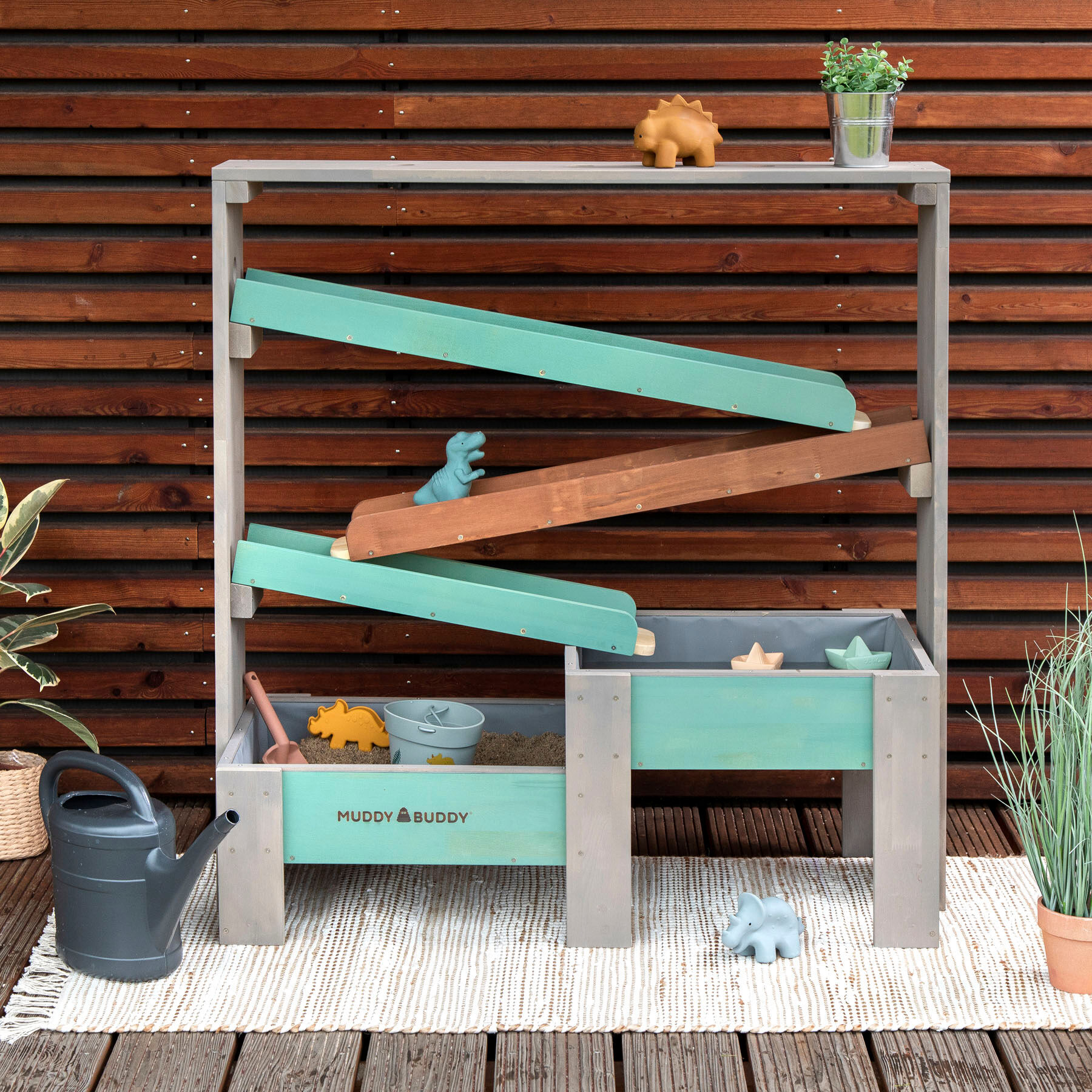 Wasserbahn MUDDY BUDDY "Aqua Tower", grün (warmgrau, salbei), Wasserbahnen, Kinder, B/H/L: 44cm x 105cm x 100cm, Holz, Wasserbahn, inkl 2 großer Auffangbecken, warmgrau-salbei, B:44cm H:105cm L:100cm