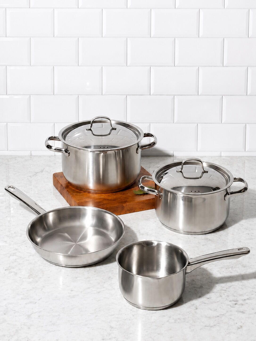 Topf-Set COSY & TRENDY "Cosy & Trendy Start2Cook Daily Kochgeschirr-Set", silber (silberfarben), Töpfe, Topf-Set, Starter-Topfset mit Edelstahl, Bratpfanne und Messskala