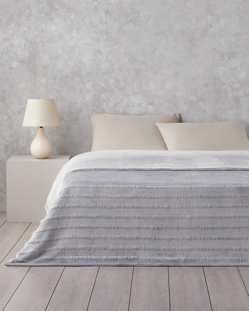 English Home Tassel Dream Supersoft Tweepersoons Deken - Grijs - 200 x 220 cm