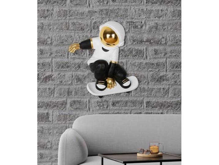 GILDE Wandobjekt Skateboard Astronaut aus Kunstharz, metallische Optik, schwarz/weiß, 45x39x14 cm