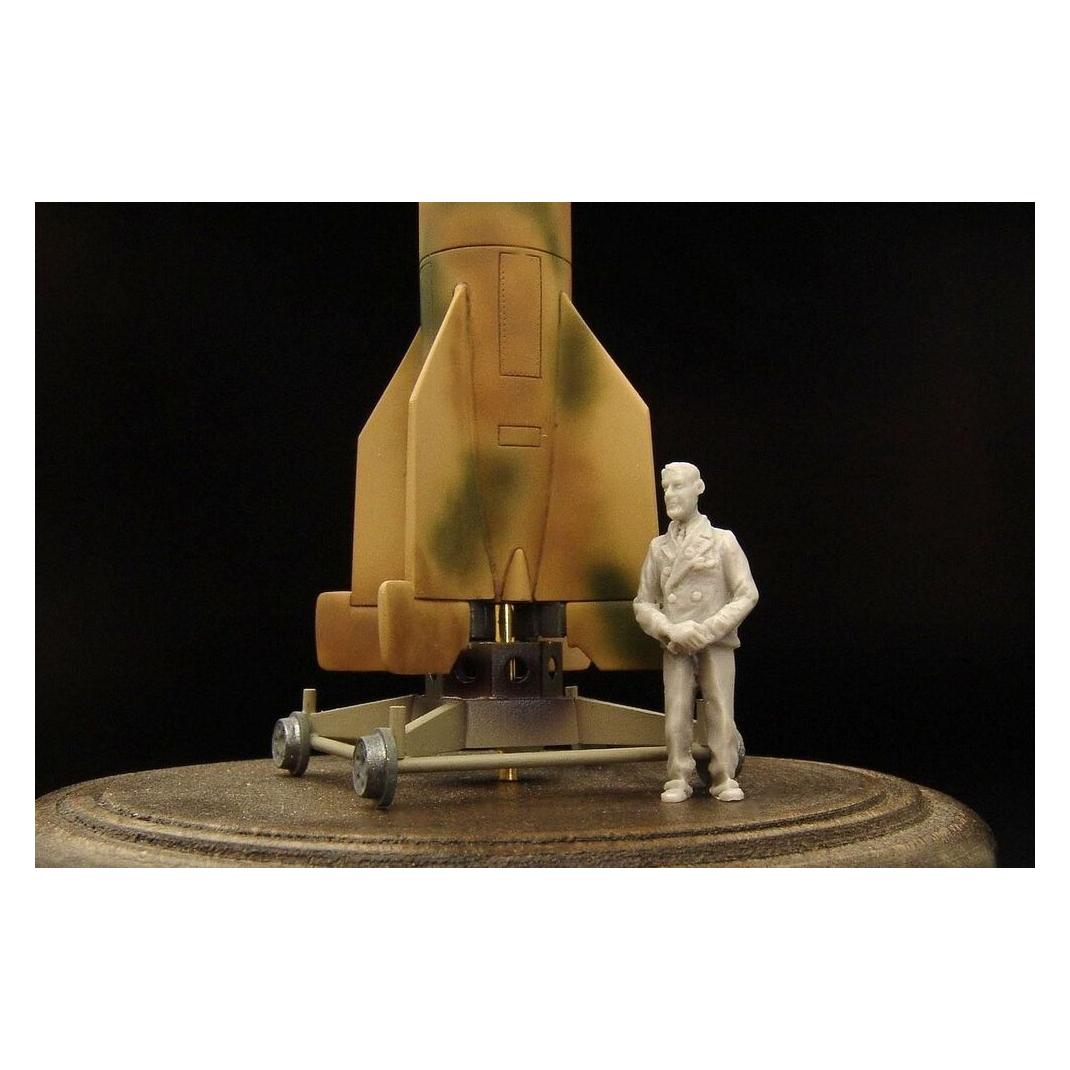Brengun Wernher von Braun (BRL72076)