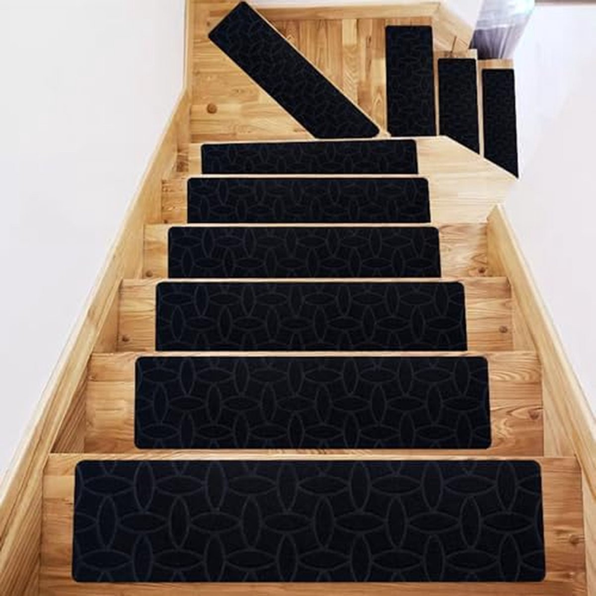 Zelfklevende antislip trapmatten in zwart, 76 x 20 cm