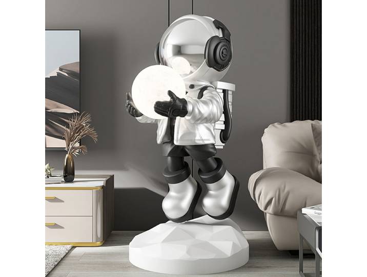 2026 Astronaute Lampadaire Décor Statue Résine Artisanat Lampadaire créatif Mode Couloir Lumière Décoration intérieure Chambre Stand L