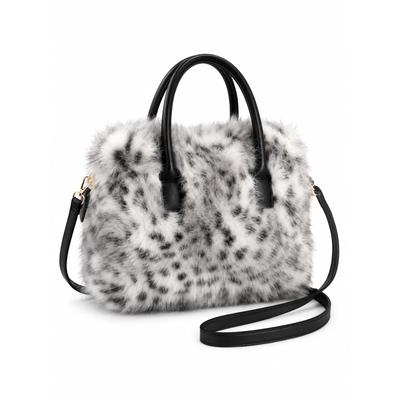 Henkeltasche "Ewok", Damen, Gr. B/H/T: 37cm x 25cm x 10cm onesize, schwarz-weiß (schwarz), Kunstfaser, COLLEZIONE ALESSANDRO, Taschen, aus kuschelweichem Material