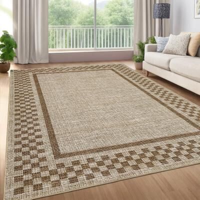 Garvee Small Square Geometric Bordered Area Rug
