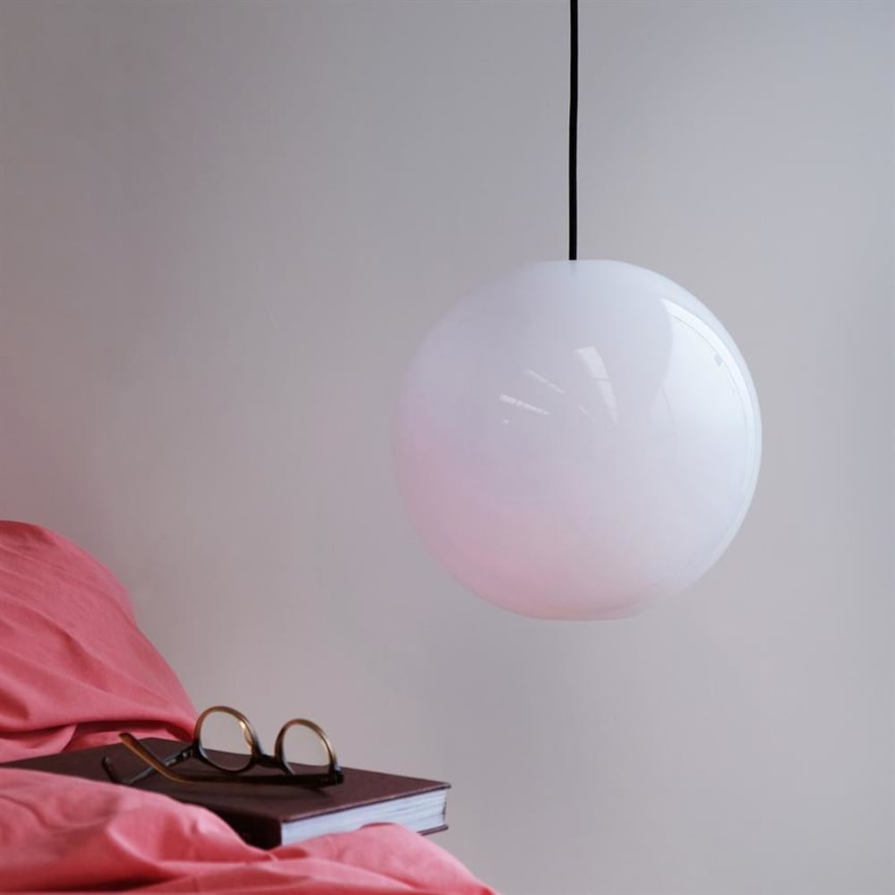Dyberg Larsen Suspension en verre opale Blanc 30x29x30cm