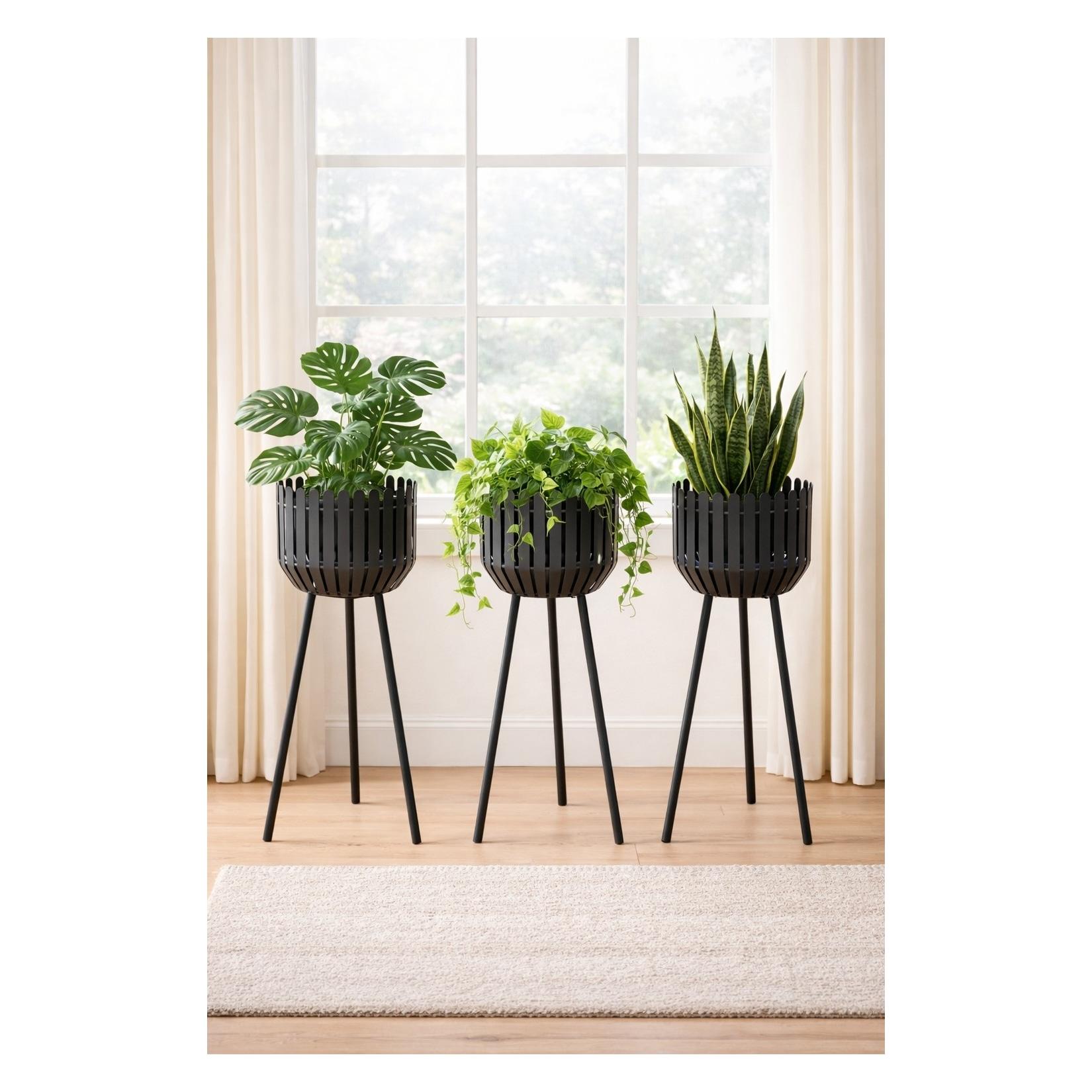 möbel direkt online Blumenständer aus Metall schwarz