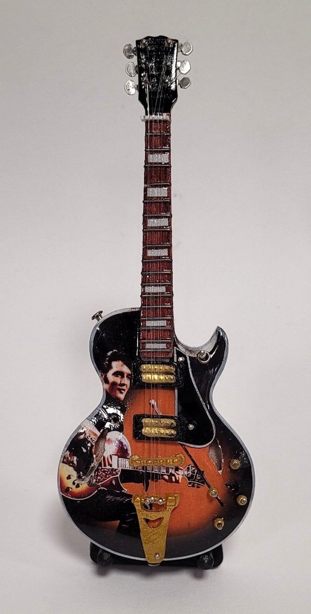 Elvis Presley Miniatuur Gitaar Decoratie - 15 cm