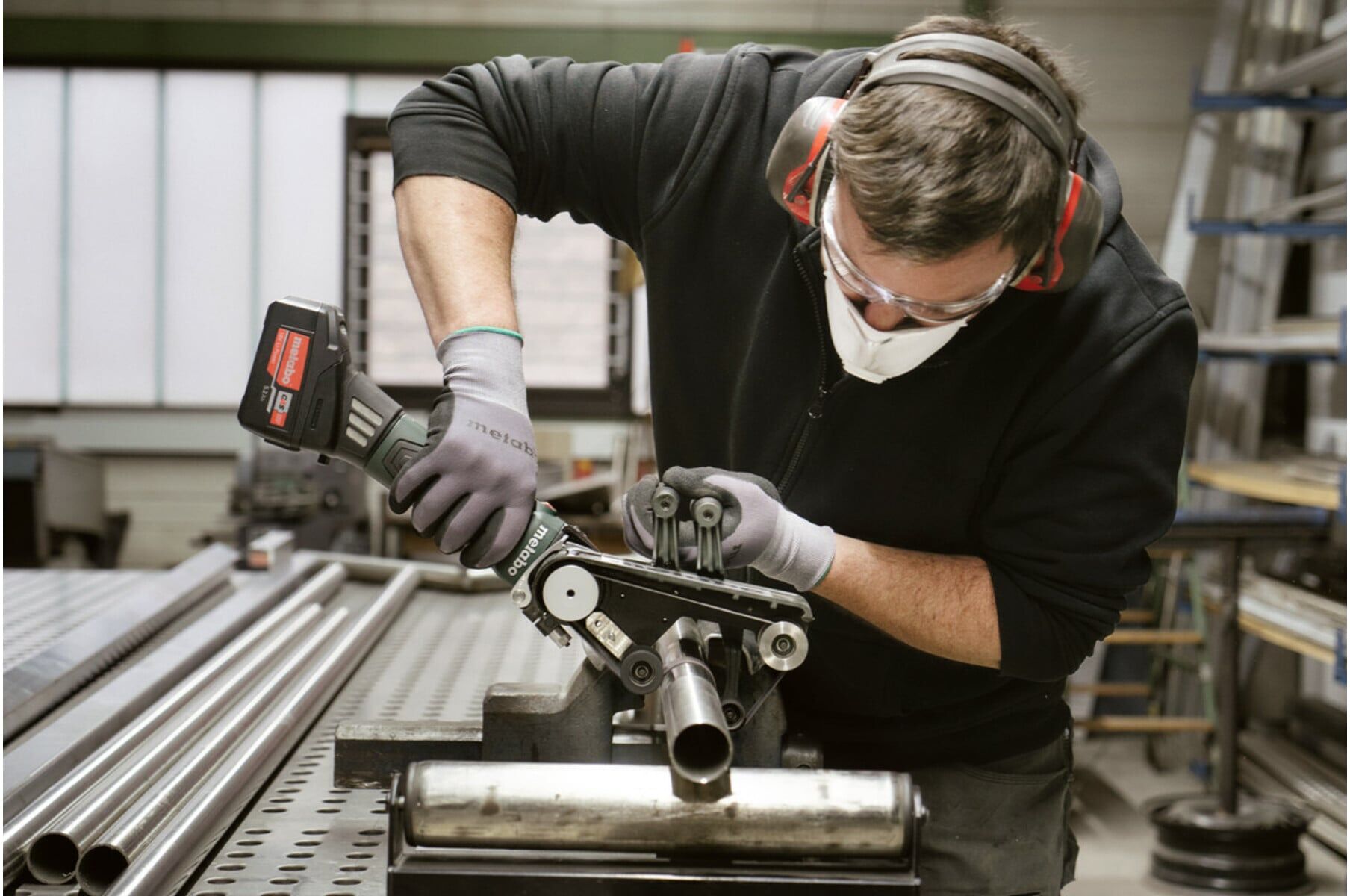 Metabo Akku-Rohrbandschleifer RB 18 LTX 60 Karton (600192850)