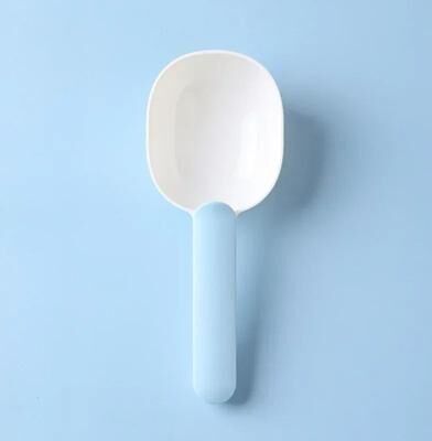 Uplift Essentials Multifunctional Pet Food Spoon With Sealed Bag Clip And Measuring Design blue