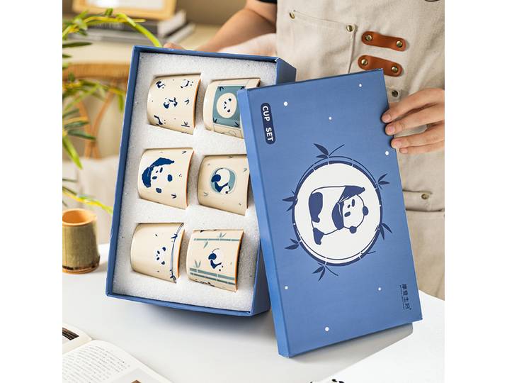 Petit ensemble de tasses à thé Krasnor mignon, tasse d'invité, coffret cadeau, tasse d'eau potable domestique, coffret cadeau en céramique, cadeaux de vacances, 6 pièces