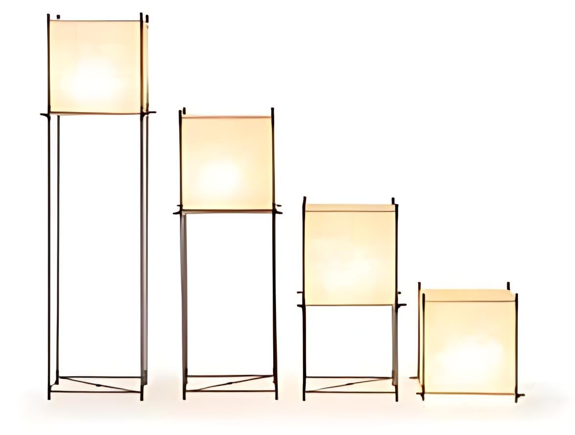 Set van 4 elegante AEA vloerlampen voor sfeervolle verlichting