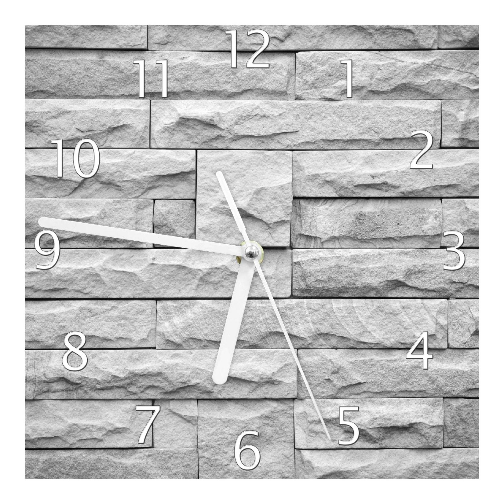 Wallario Uhr 30 x 30 cm, weiße Zeiger Steinwand grau