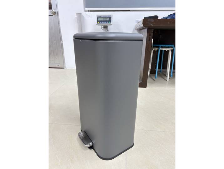 HOMCOM Poubelle Rectangulaire 30L Gris Foncé Seau Amovible