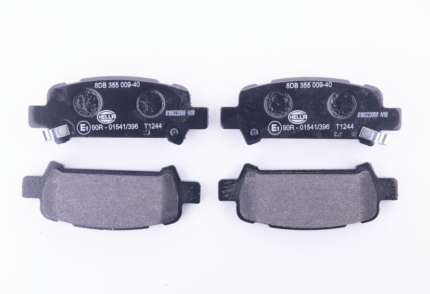 HELLA 8DB 355 009-401 Bremsbeläge