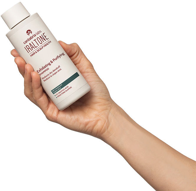 Cantabria Labs Iraltone shampooing exfoliant et purifiant 200 ml