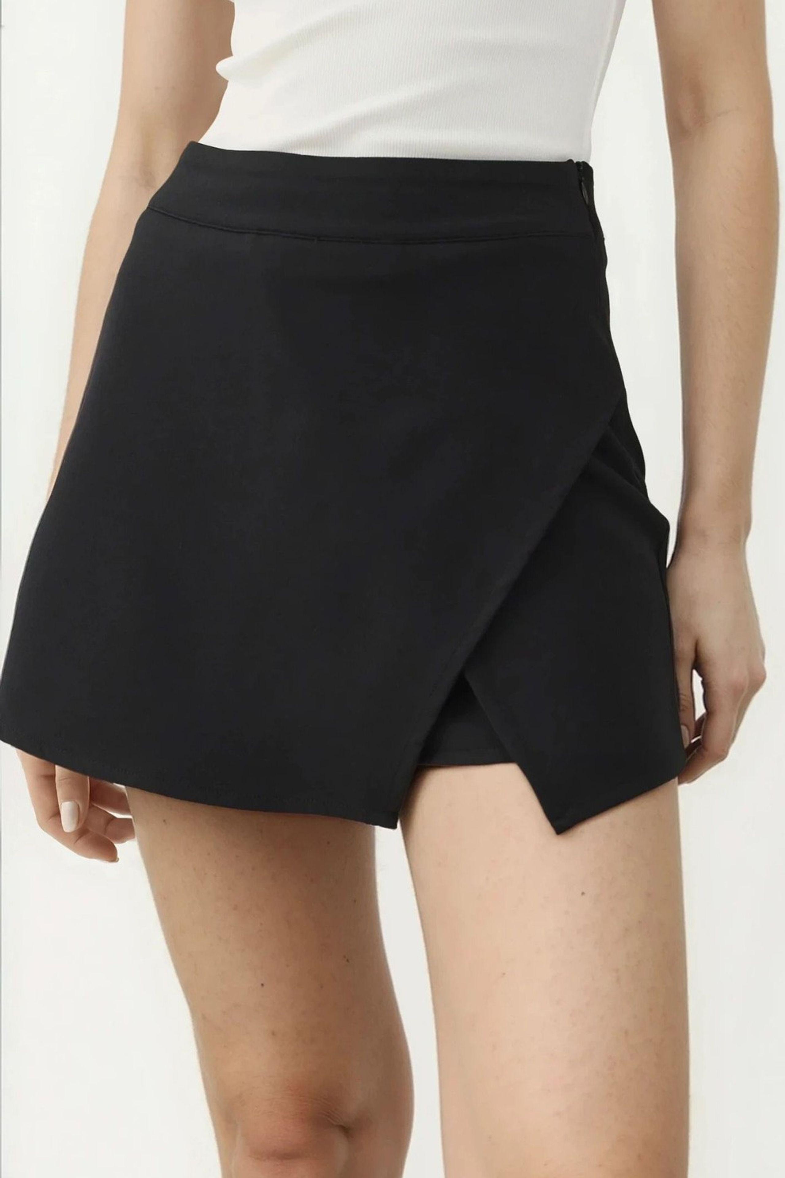 Hooggetailleerde Mini Skorts