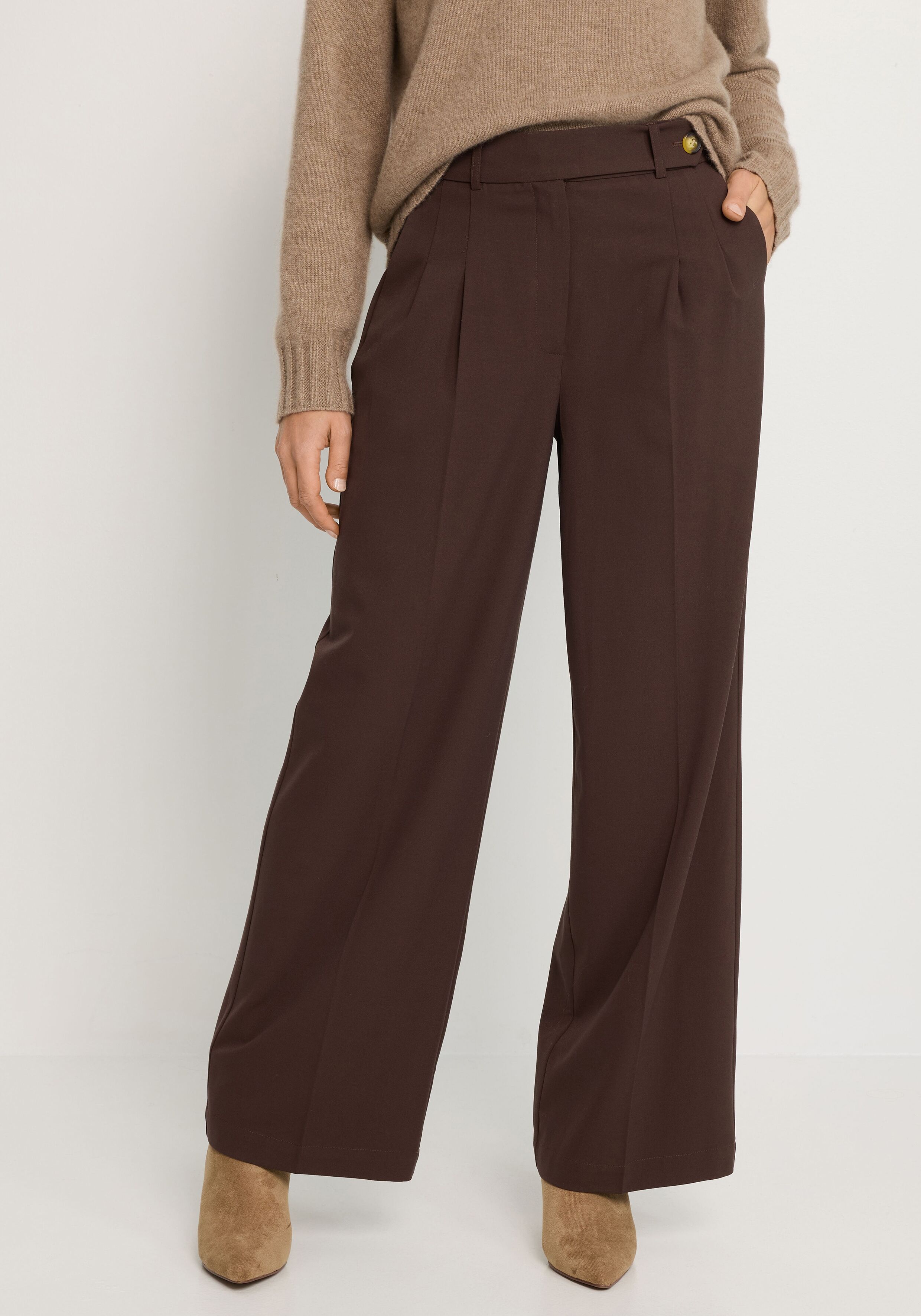 LASCANA "mit weitem Bein aus weicher und leichter Webware" Sommerhose im Business-Look, elegante Anzughose mit Taschen dunkelbraun 38, N-Gr