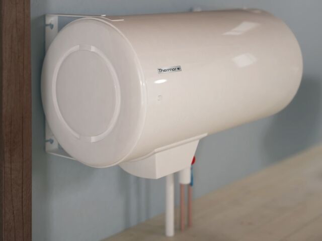Chauffe-eau électrique blindé horizontal raccordement dessous 150 L THERMOR 253021 Blanc