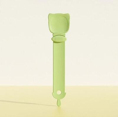 Uplifted Finds PurrSqueeze Mess Free Cat Treat Scoop green