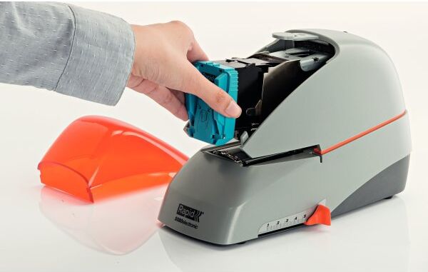 Rapid R5050e El-Hæftemaskine   50 Ark   Blå