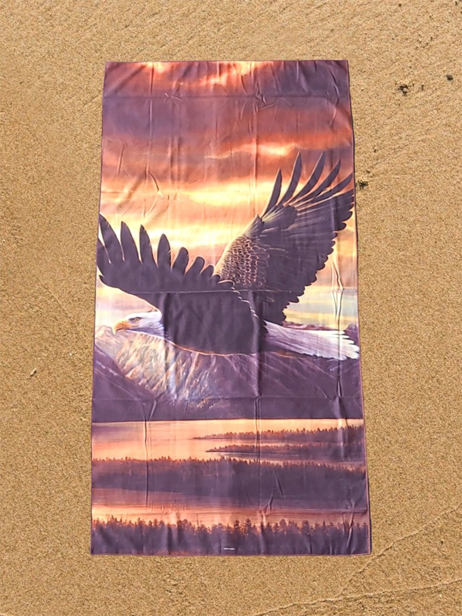 Sacred Vigil Adelaar Strandlaken Bald Eagle - 90 x 180 cm