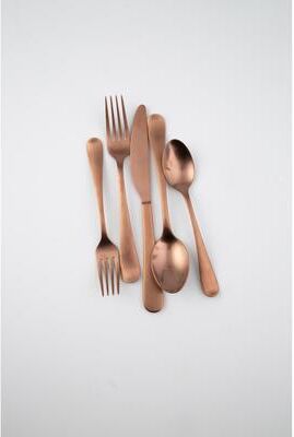 Cambridge Rhiannon Champagne Satin 20-Piece Flatware Set
