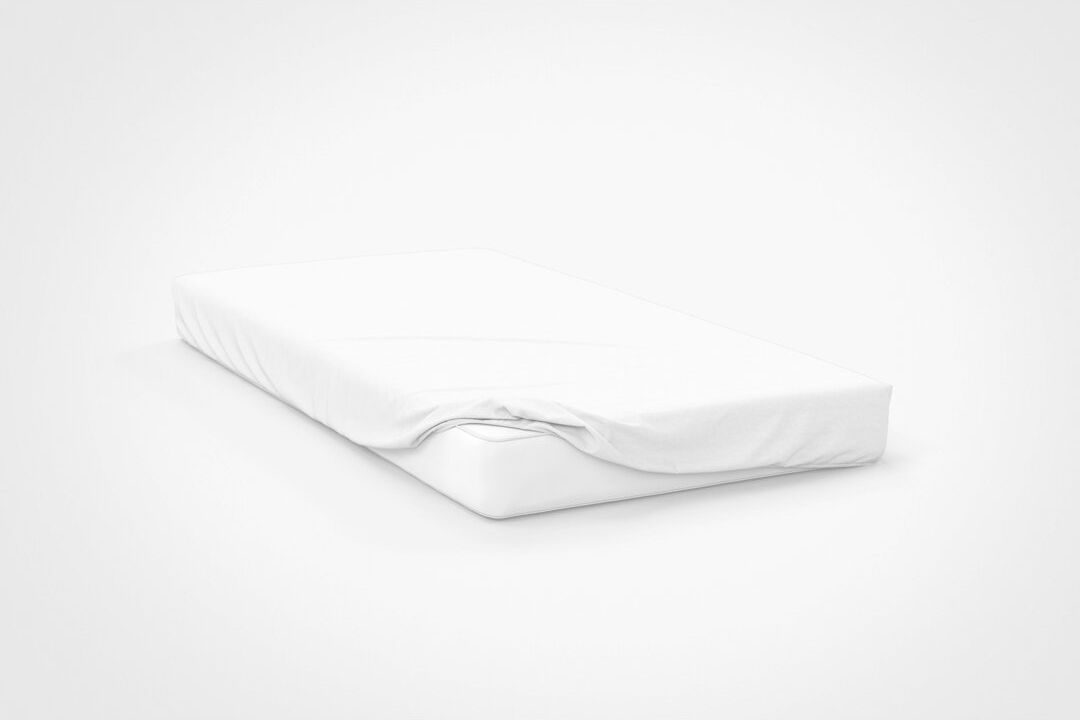 Belledorm Sateen Fitted Sheet White Emperor (6'6)