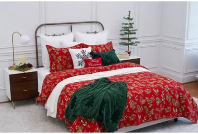 C&F Home Maureen Floral Reversible Quilt Bedding Set