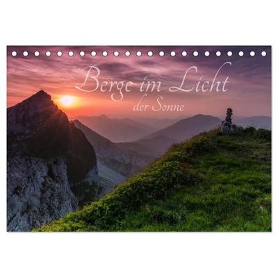 Berge im Licht der Sonne (Tischkalender 2027 DIN A5 quer), CALVENDO Monatskalender