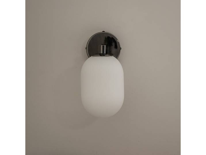 Applique murale Noor, opale/noir, verre, 18 cm de large - Watt & Veke - Salon / séjour - Moderne