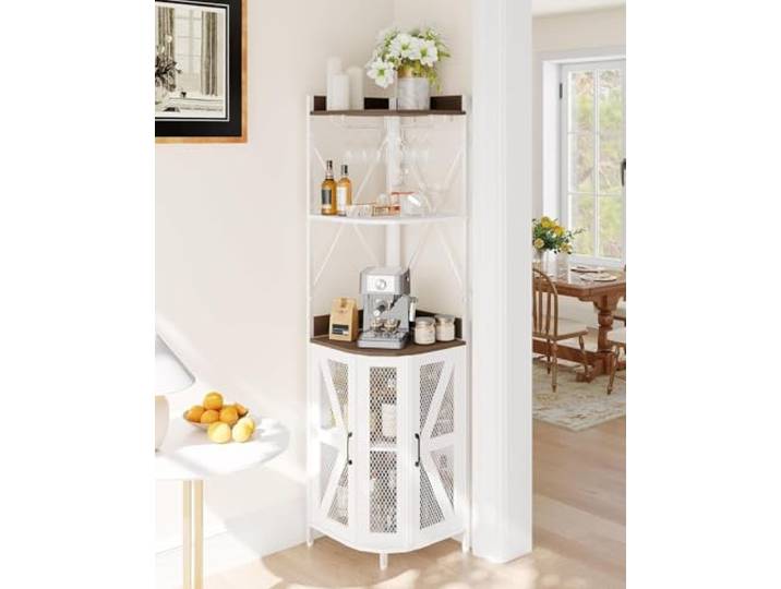 GarveeMore Eck-Barschrank Mit Steckdose Industrieller Weinschrank Mit LED-Streifen Und Glashalter, 5-Stöckiges Sideboard-Buffetschrank Freistehender Kaffee-Barschrank Für Wohnzimmer, Hausbar