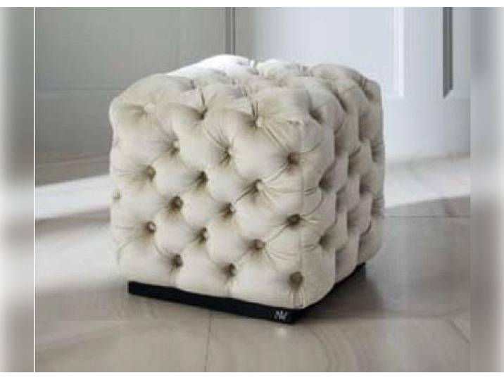 Xlmoebel Hocker Chesterfield Hocker aus weißem Polyester-Stoff für Wohnzimmer (Hocker, 1 St., Hocker), Hergestellt in Europa