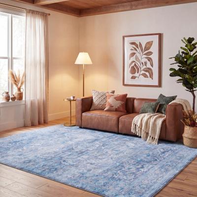 SAFAVIEH Tucson Machine Washable Slip Resistant Zoulikha Oriental Distressed Rug