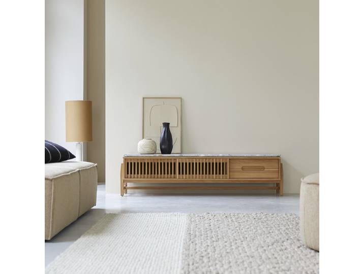 TV-Schrank Isaure aus massivem Teakholz und Premium-Terrazzo 175 cm - Natur