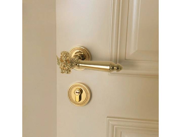 Serrure de luxe Angel à corps divisé pour chambres, serrure de porte silencieuse dorée avec poignée de porte intérieure en bois