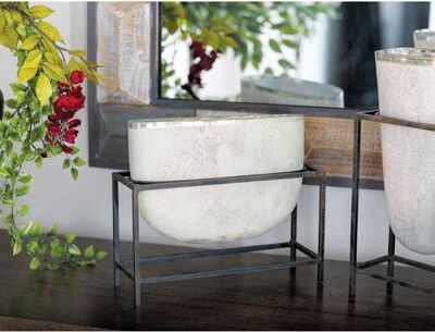 Studio 350 Cream Glass Rustic Vase 11 x 13 x 5