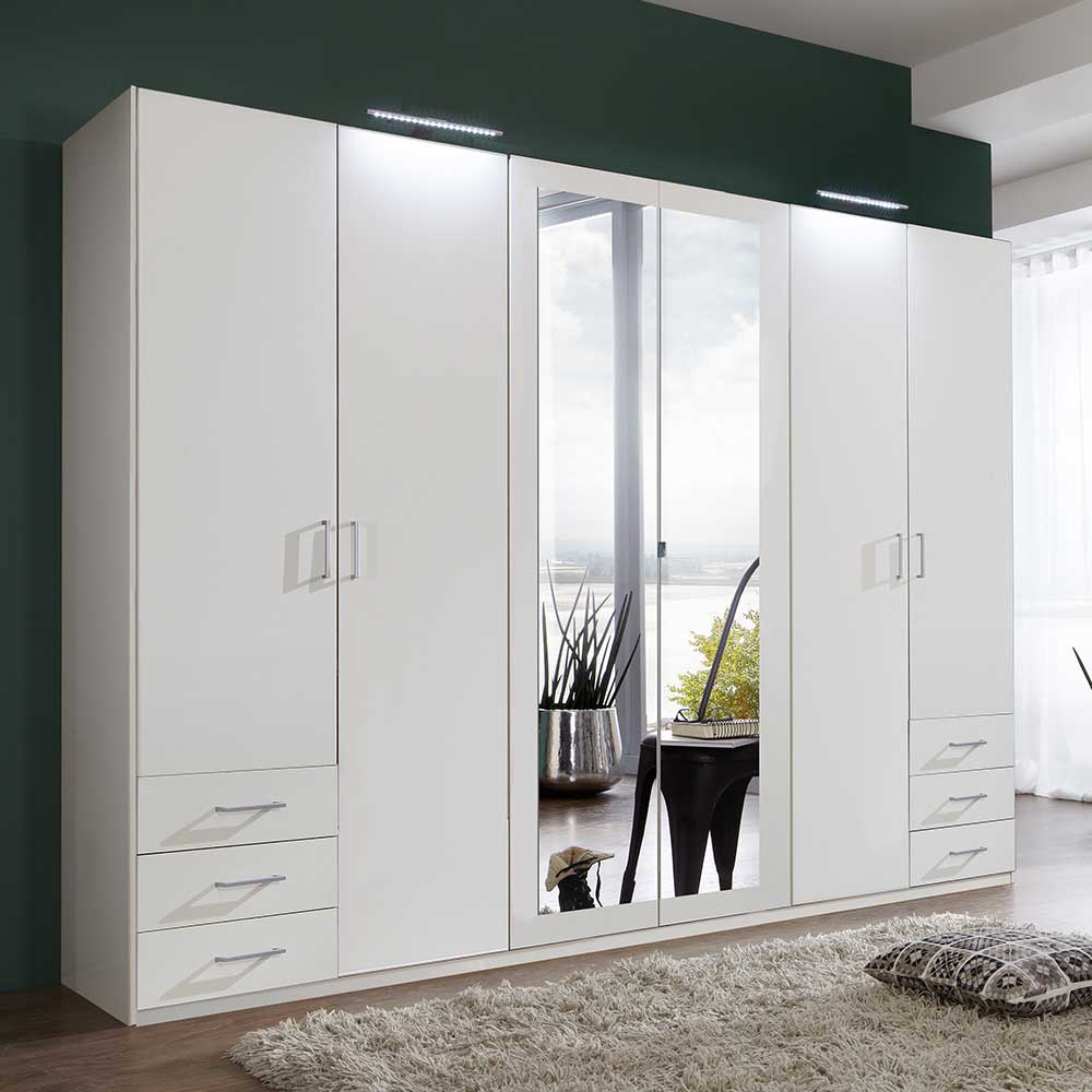 Pharao24.de XL Kleiderschrank weiß Spiegel 270 cm breit wahlweise mit Beleuchtung