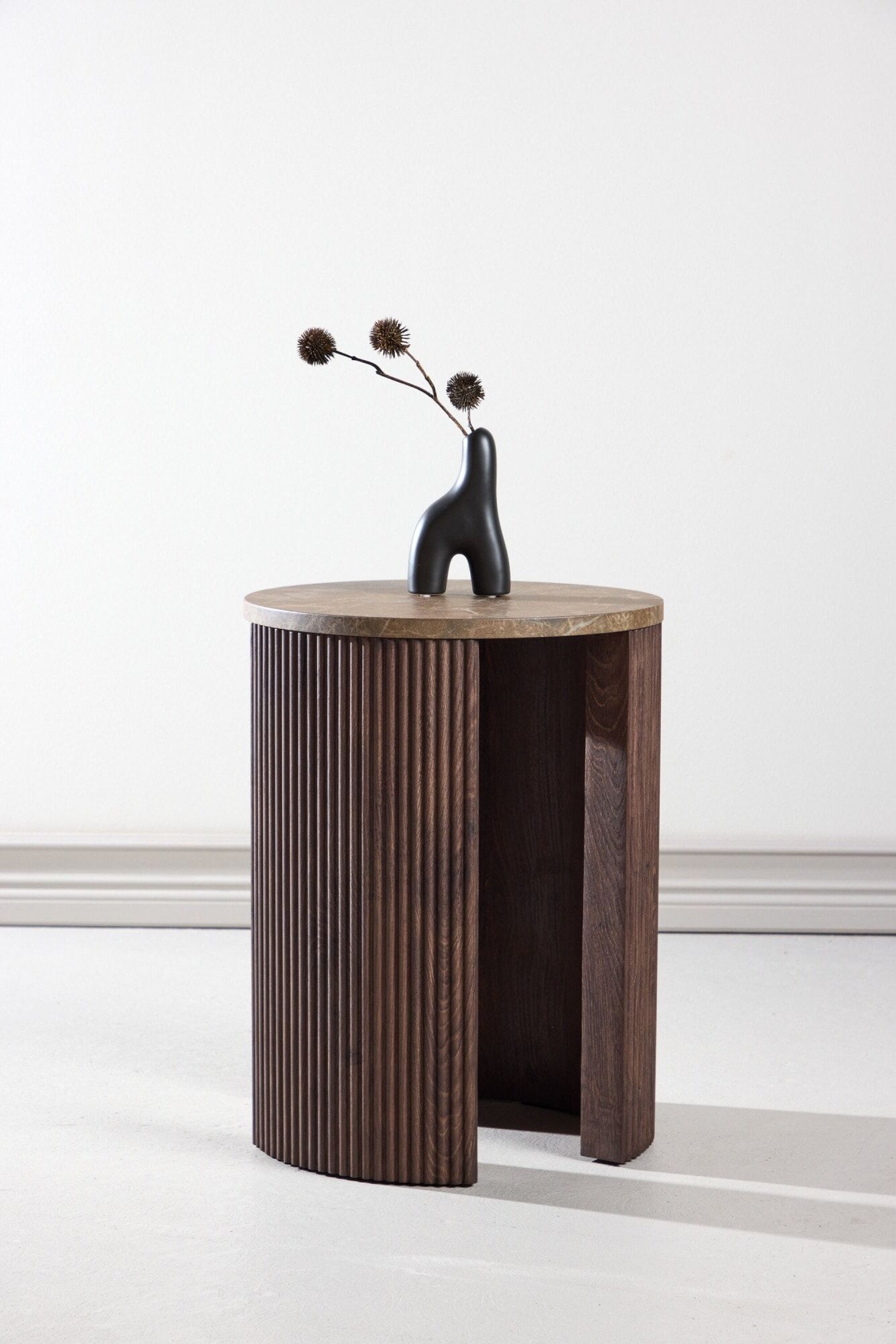 Beistelltisch VENTURE HOME "Bristol, kompakter runder Beistelltisch, modern & vielseitig, Ø 40 cm", braun (mocca, mocca, mocca), B:40cm H:52cm T:40cm, Tische, Beistelltisch, Ablagetisch, MDF, rund, schmal, hoch, dezent, klar mocca, mocca, mocca B/H/T: 40c