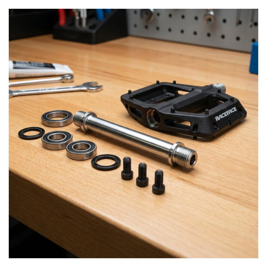 Race Face Pedal Axle Kit, Chester, links/rechts, ab 2024 (58006007)
