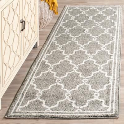 SAFAVIEH Amherst Norma Modern Rug