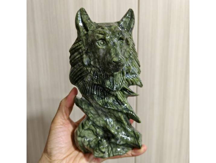 Jade d'arbre naturel, Tête de loup, Loup sculpté dans le cristal de quartz, Guérison minérale
