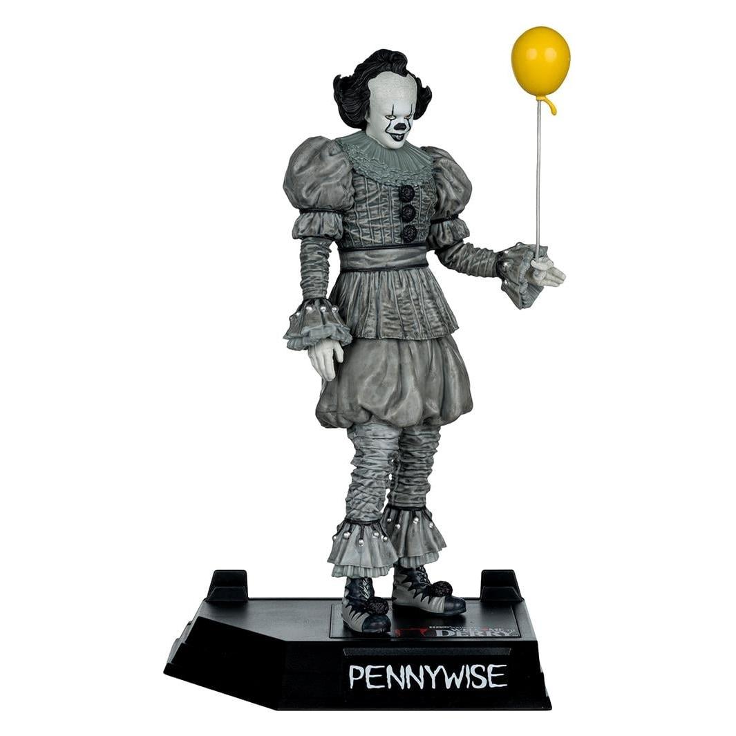 McFarlane Ça Welcome to Derry Movie Maniacs figurine Pennywise (Black & White) 16 cm (MCF14141)