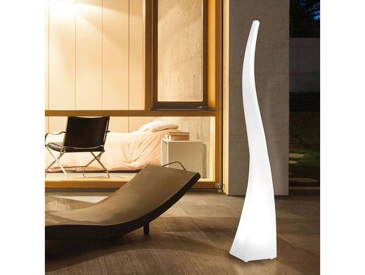 Mantra Iluminación Terrassen-Stehleuchte Flame mit IP65, weiß / opal, Kunststoff, Modern